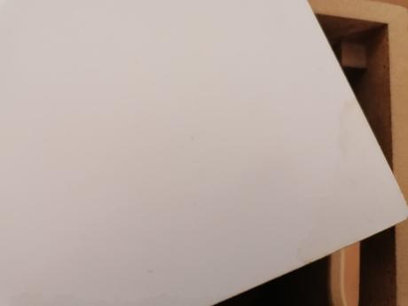 Drevená krabica s hrami,