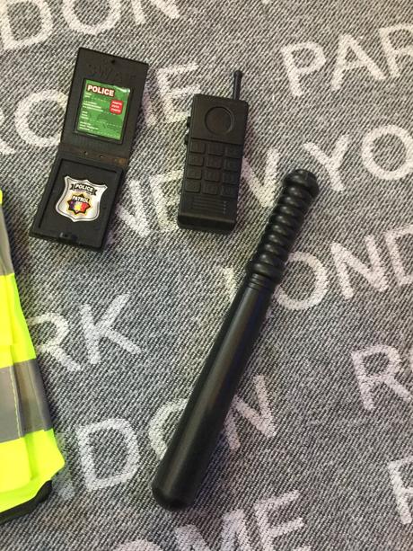 Chlapcensky kostym policajt 8-10 rokov, 