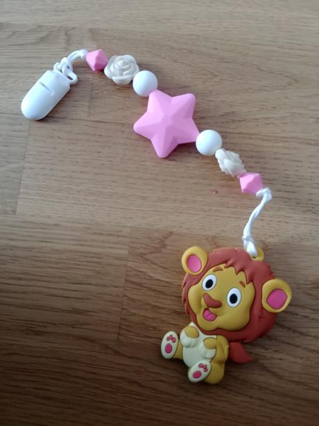 Šnúrka s hryzadlom, 