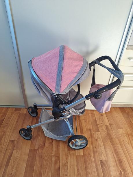 Kočík pre bábiky, 