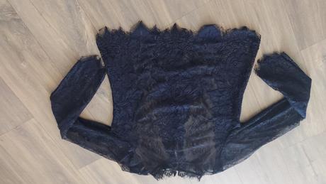 Nadherny cipkovany top, l