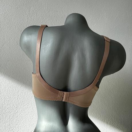 Jemne vystužená podprsenka s kosticami 8124 telová, 85d