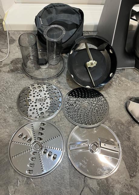 Bosch mum 58m59 1000w kuchynsky robot, bosch