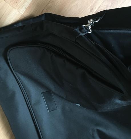 Obal - puzdro na oblecenie, 