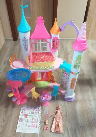Barbie dreamtopia- zámok zo sladkého kráľovstva,
