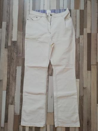 Dámske biele rifle, 36