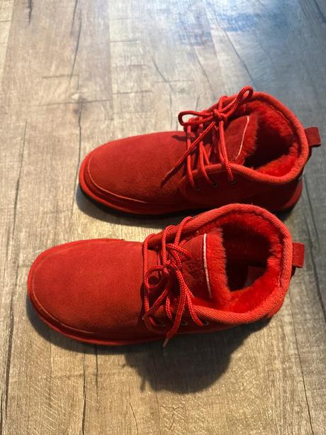Ugg krásne červené veľ. 39/40, ugg,39