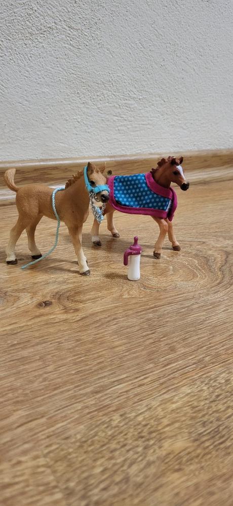 Schleich koníky, 