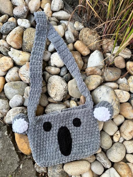 Hackovana kabelka detska, 