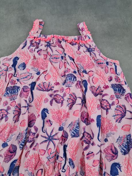 Saty overal, next,104