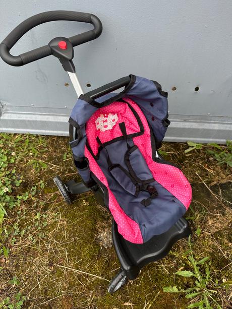 Kočík pre bábiky vajíčko,