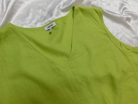 Luxusny lanovy top, 54