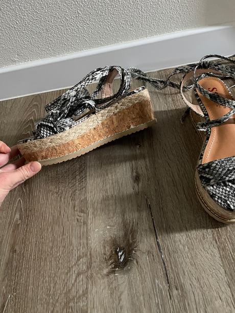 Sandále na viazanie okolo lýtka, bershka,36