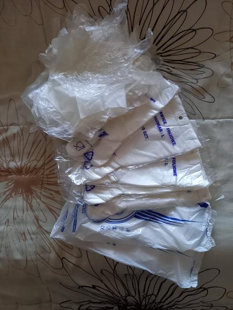 Jednorazové rukavice, l