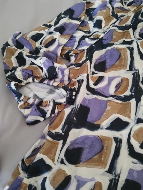 Tefebna polibluxka, 44