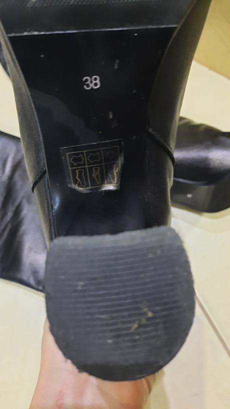 Vysoké čižmy, piazza italia,38