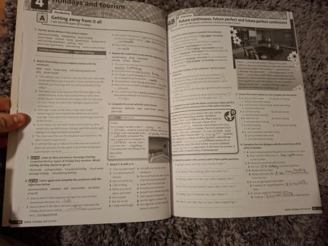 Cvičebnica maturita solutions upper intermediate s,