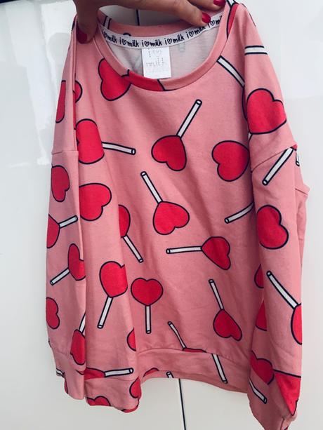 Lizatkova mikina i love milk, 122