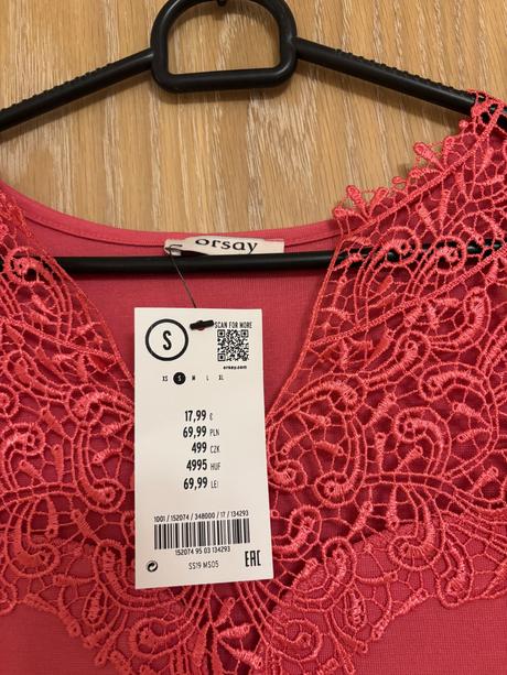 Tricko s krajkou v dekolte s visackou, orsay,s