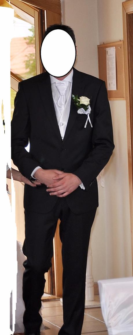 Kvalitný pánsky oblek, 50