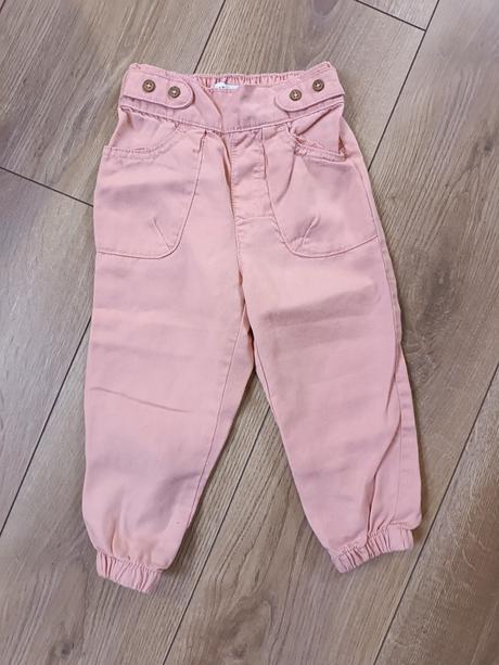 Nohavice, reserved,92