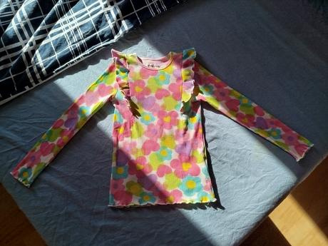 Predám krásne tričko č.128, sinsay,128