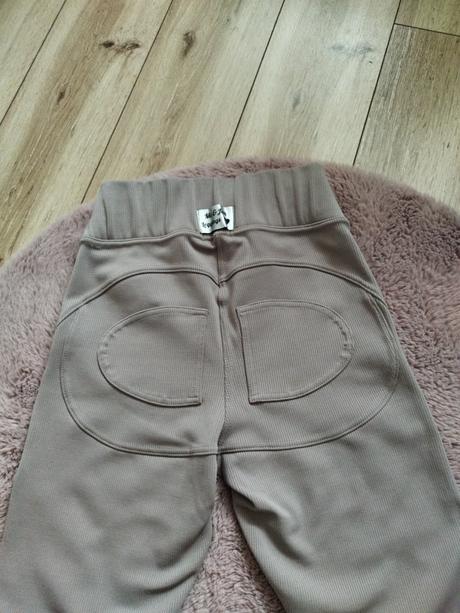 Leginky vrubkovane, s