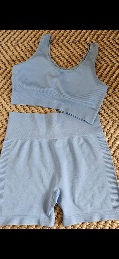 Set na cvičenie, primark,40