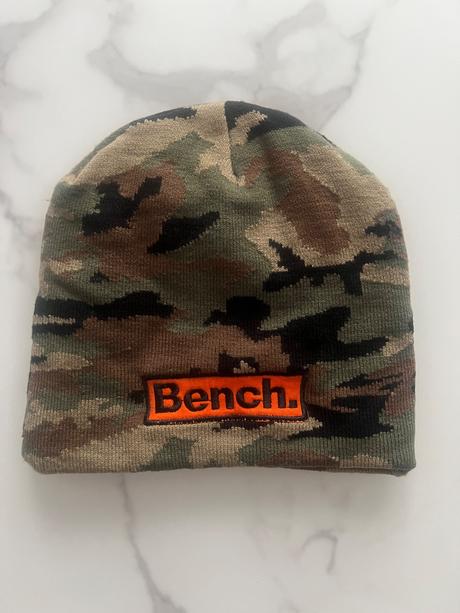 Čiapka bench, bench