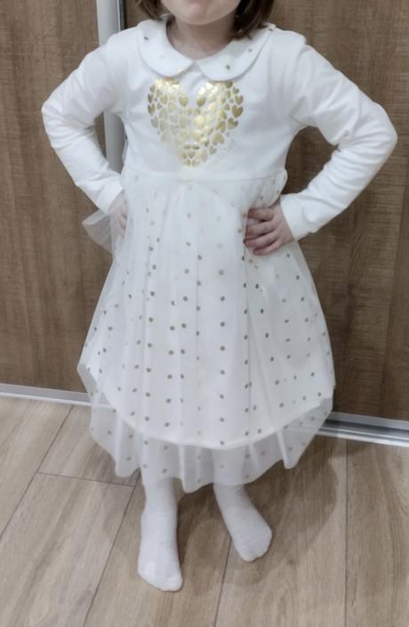 Dievčenské šaty, 116