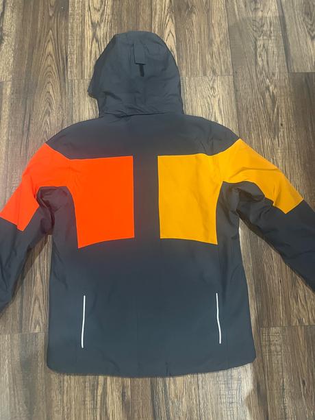 Lyžiarska vezrovka, 152