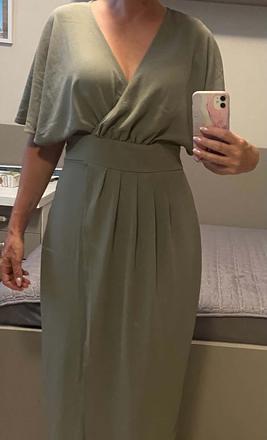 Dlhé šaty, 38