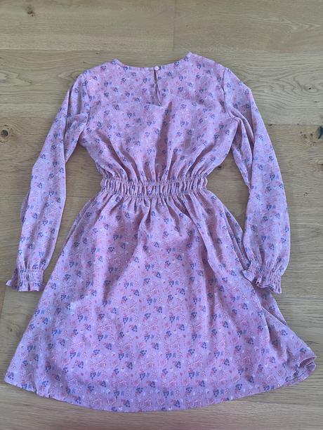 Dievcenske kvetinkove šifonove saty, pepperts,146