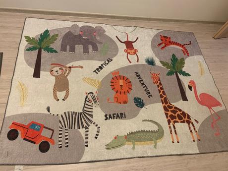 Detsky koberec so zvieratkami, 