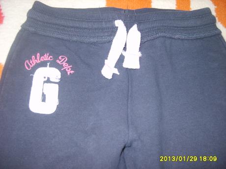 Dievčenské tepláky, zara,110