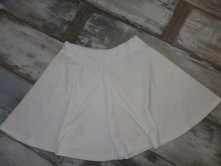 Biela suknička áčkového strihu veľ.s/m, 164