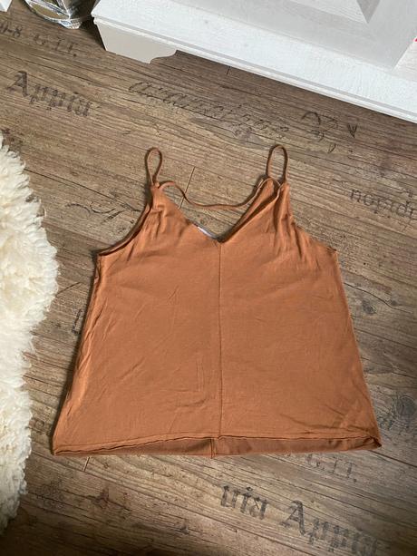 Country top, atmosphere,m