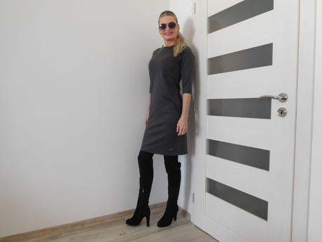 Elegantné elastické šatočky s ružovým detailom, 36, 36
