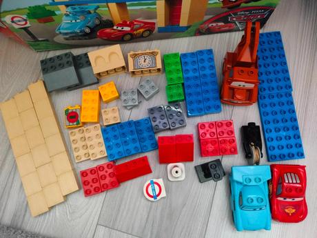 Lego duplo auta, 