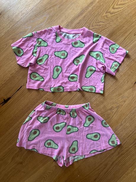 Pyžamá 3ks, reserved,134