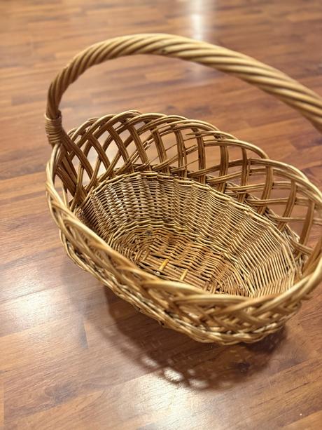 Veľký prútený košík pevný, 