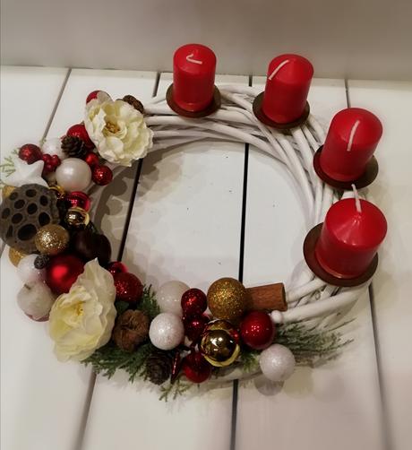 Adventný veniec,
