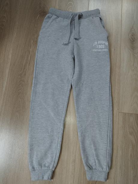 Tepláky detské na 9-10 rokov, lee cooper,134