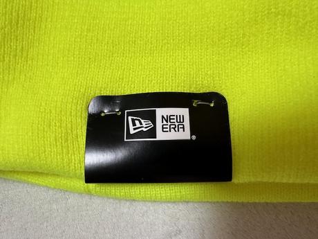 Neónová zimná čiapka zn. new era,