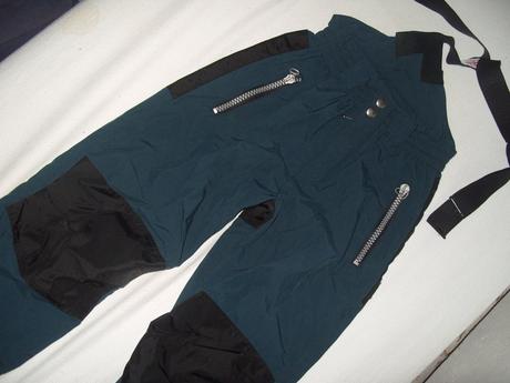 Oteplene nepremokave3/4 nohavice traky, m