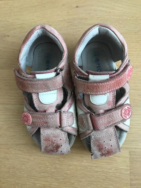 Dievčenské sandálky protetika veľ.25, protetika,25