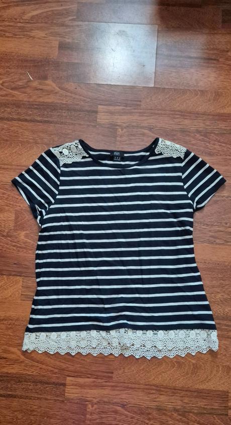 Kvalitné tričko s krajkou, f&f,42