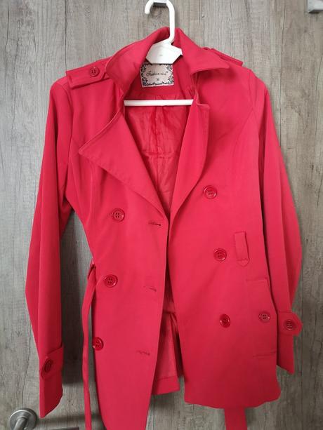 Damsky jesenný kabátik, 38