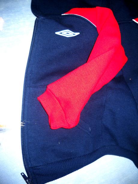 Super mikinka, umbro,80