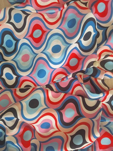 Slávnostny overal, m